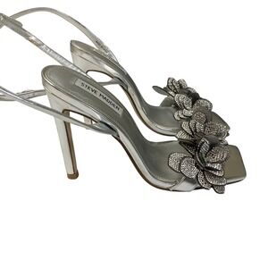 Steve Madden Ulyana Silver Metallic Rhinestone Flower Stiletto Sandals 7.5M EUC